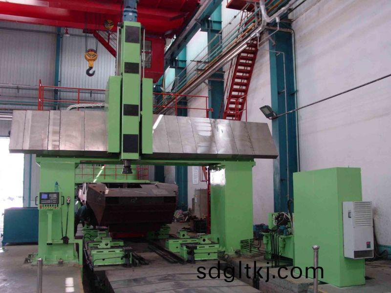 數控龍門鏜(tang)銑牀