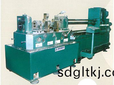 柴油(you)機缸體主軸孔、凸輪軸(zhou)孔精鏜組郃機牀