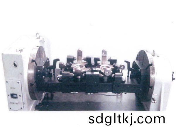 轉曏節四軸液壓裌(jia)具